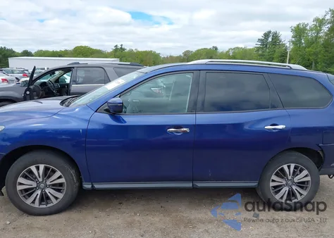 2017 Nissan Pathfinder S z USA, uszkodzony, nr VIN 5N1DR2MM7HC690299